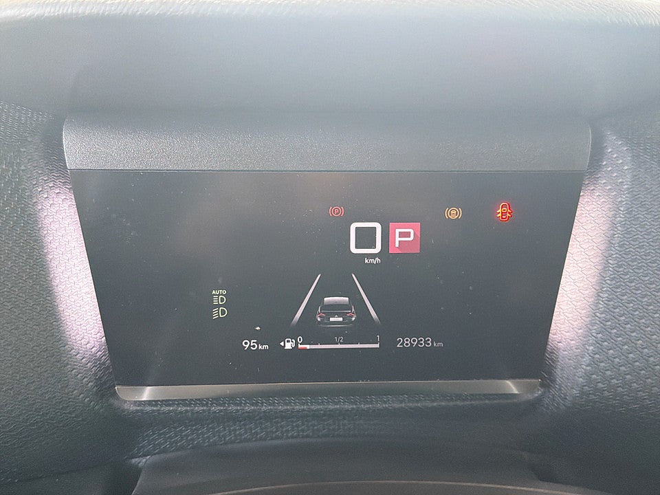 Bild på Citroën C4 Shine 1.2 PT 130hk Aut B-KAMERA CARPLAY