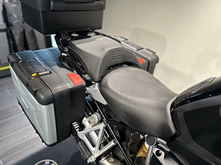 BMW R1250GS / 3,45% ränta/Triple Black / 3 väskor / Endast 1258 mil!