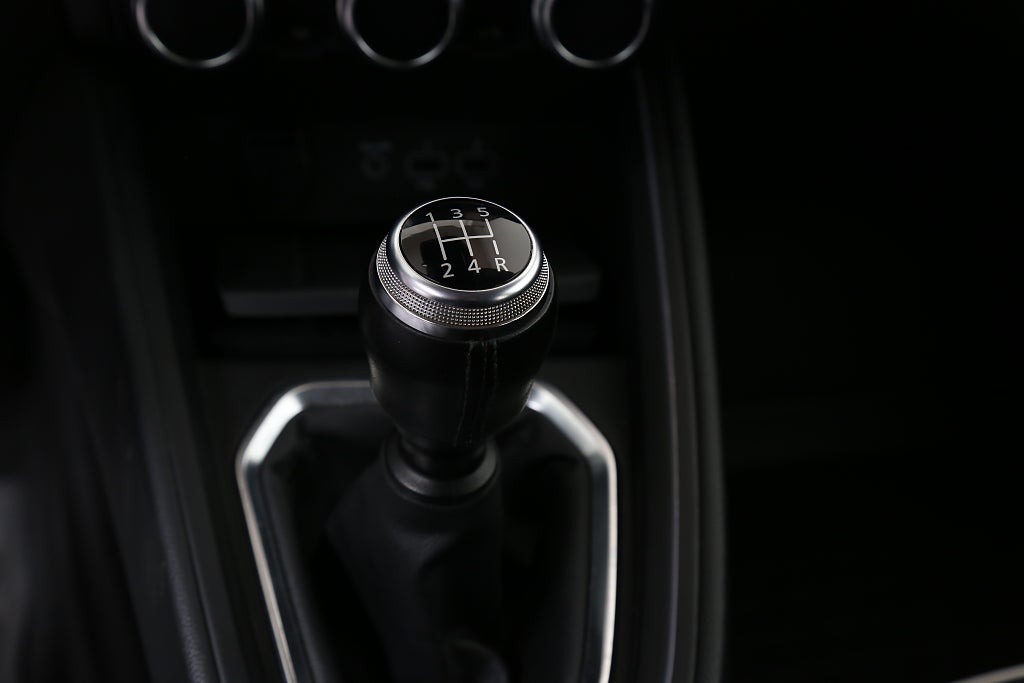 Renault Clio 1,0 TCe 100hk Intens 5D Navi Dragkrok 2020