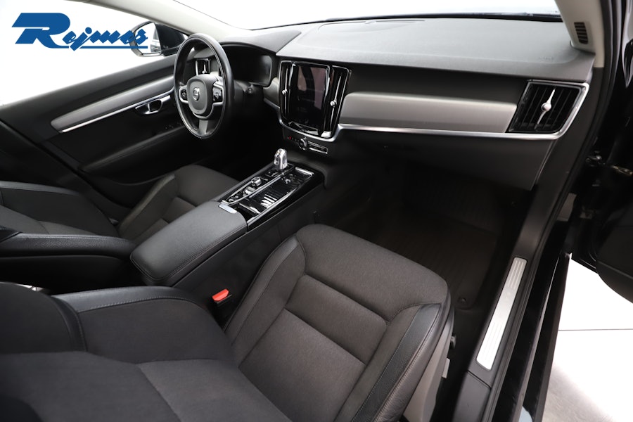 Volvo V90 T8 AWD Momentum 2018, bild 6/55