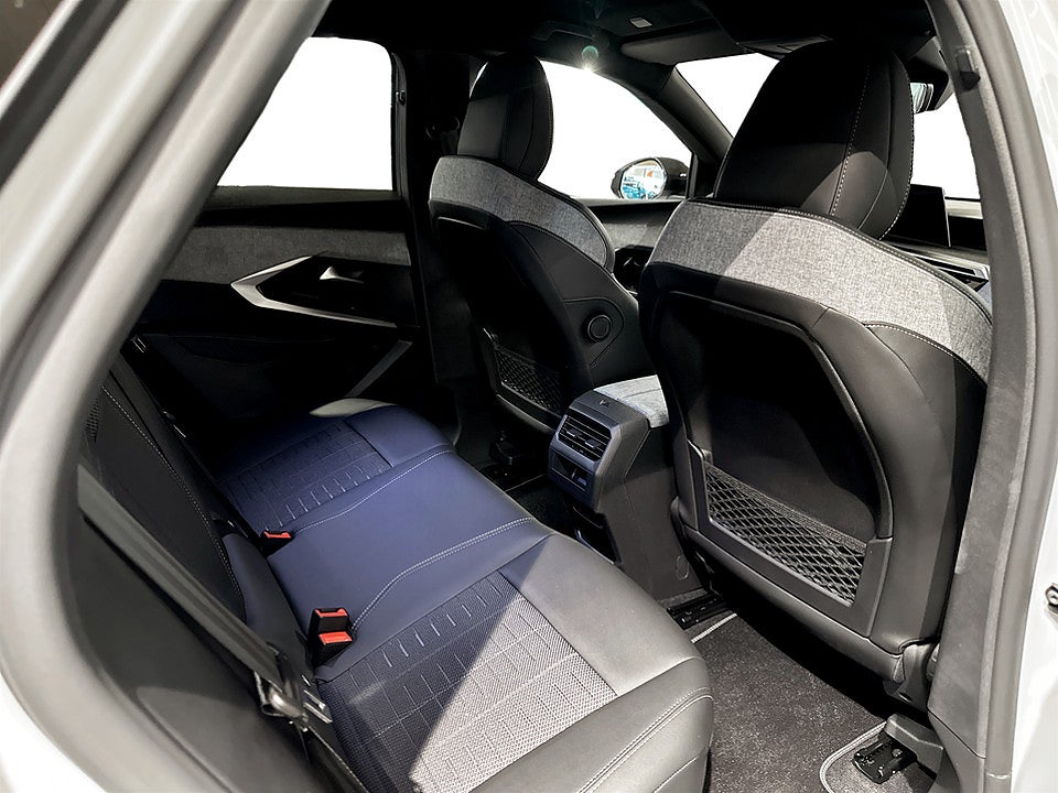 Bild på Peugeot 3008 Edition Hybrid - INK SERVICEAVTAL