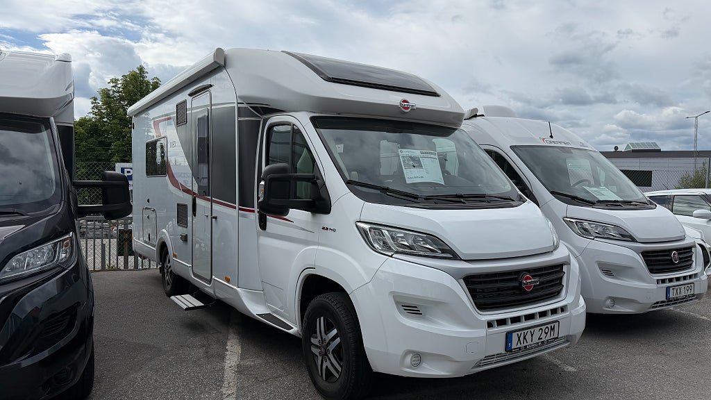 Bürstner Ixeo T 720 140hk / Aut / Toa Bak / Låga långbäddar, ALDE
