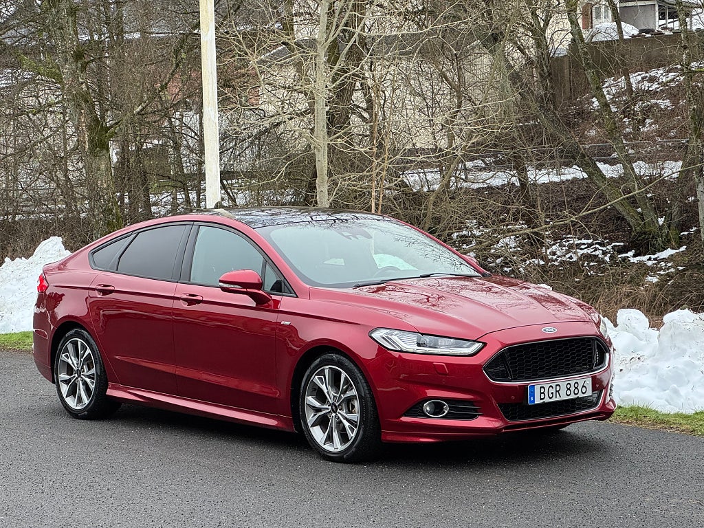 Ford Mondeo 2.0 TDCi Bi-Turbo 210hk Powershift ST-Line maxutrustad