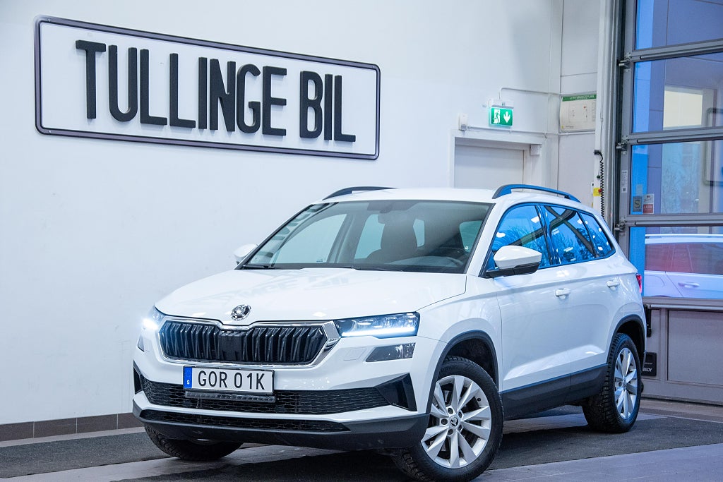 Skoda Karoq 2.0 TDI 4x4 150HK DSG Cockpit CarPlay Värmare MOMS 