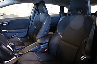 Halvkombi Volvo V40 13 av 25