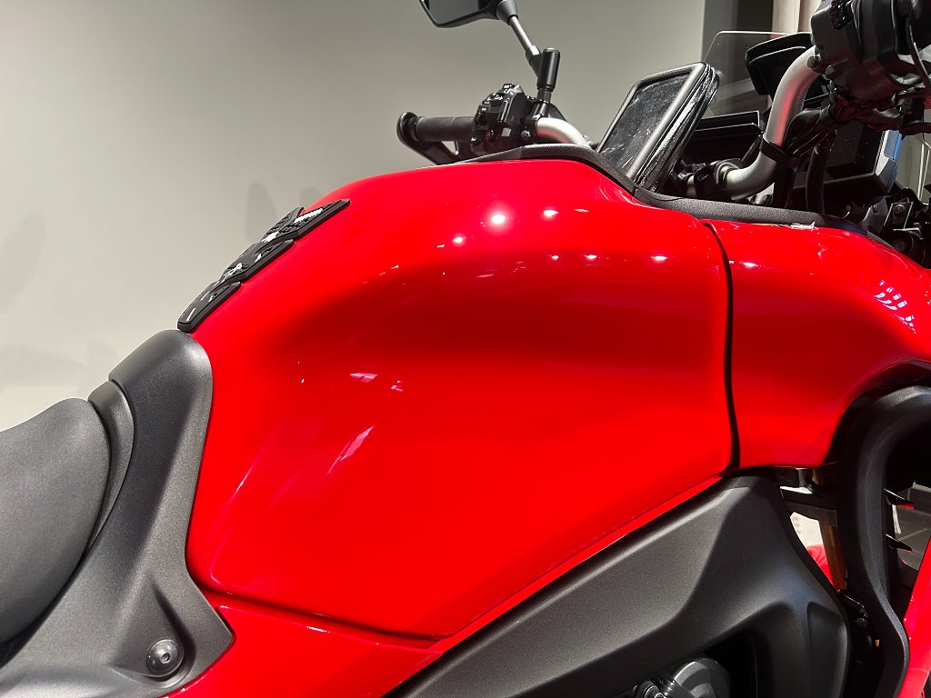Yamaha Tracer 9 GT/Räntekampanj 3,45%Dominator helsystem/Sidoväskor