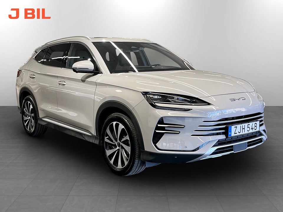 Bild på BYD SEAL U DM-i 1.5 + 18.3kWh 218hk Aut PANO 360° HUD