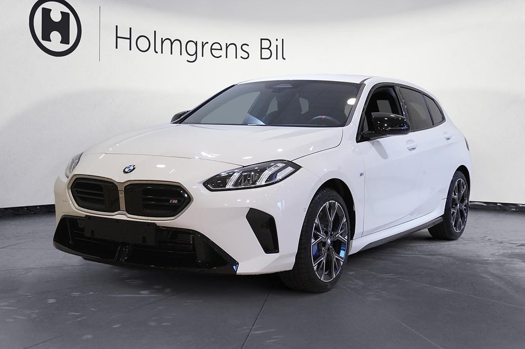 BMW M135 xDrive M135i Navigation H K Rattvärme DA