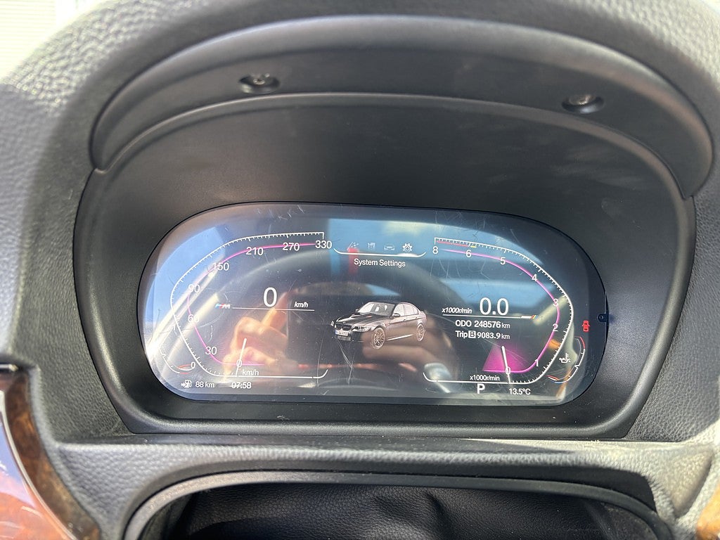 BMW 320D Touring Panorama Ny bes