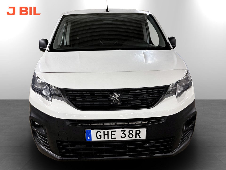 Bild på Peugeot Partner PRO 1.5 BlueHDi 130hk 4x4 L2 DRAG BACKSENSORER