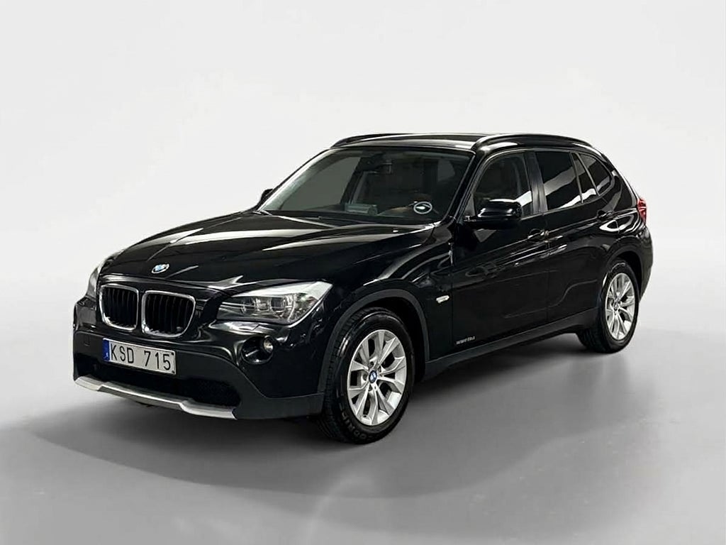 BMW X1 sDrive18d DRAG CARPLAY KAMERA VÄRMARE NYSERV NYBES S+V