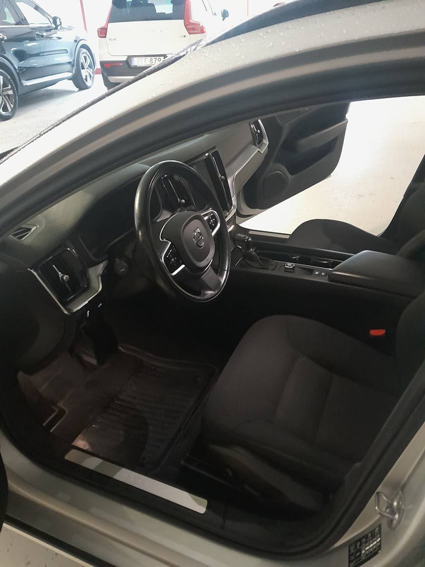 Volvo V60 2019 - miniatyr 5
