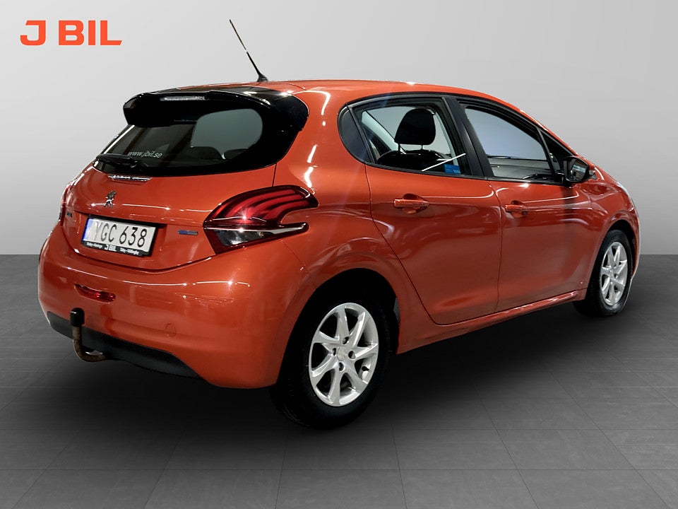 Bild på Peugeot 208 Active 1.2 PT 82hk Aut KAMPANJRÄNTA 3,99%