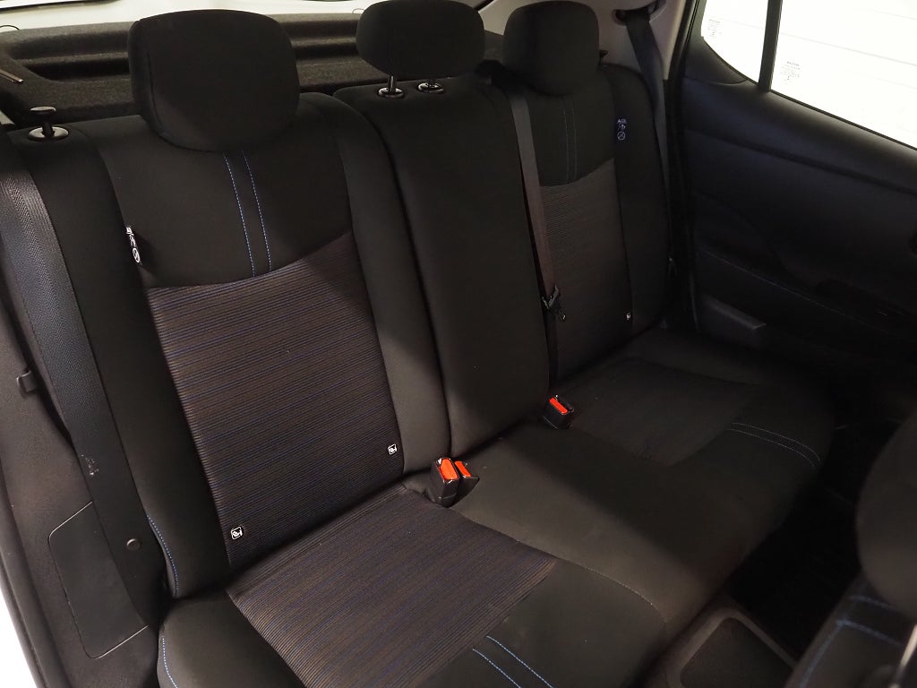 Nissan Leaf 40 kWh 150hk Acenta | Backkamera | Rattvärme |