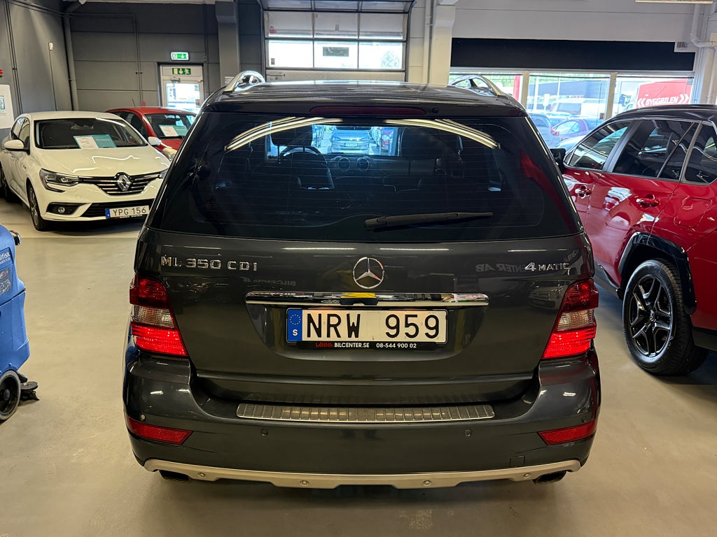 Mercedes-Benz ML 2010 - miniatyr 7