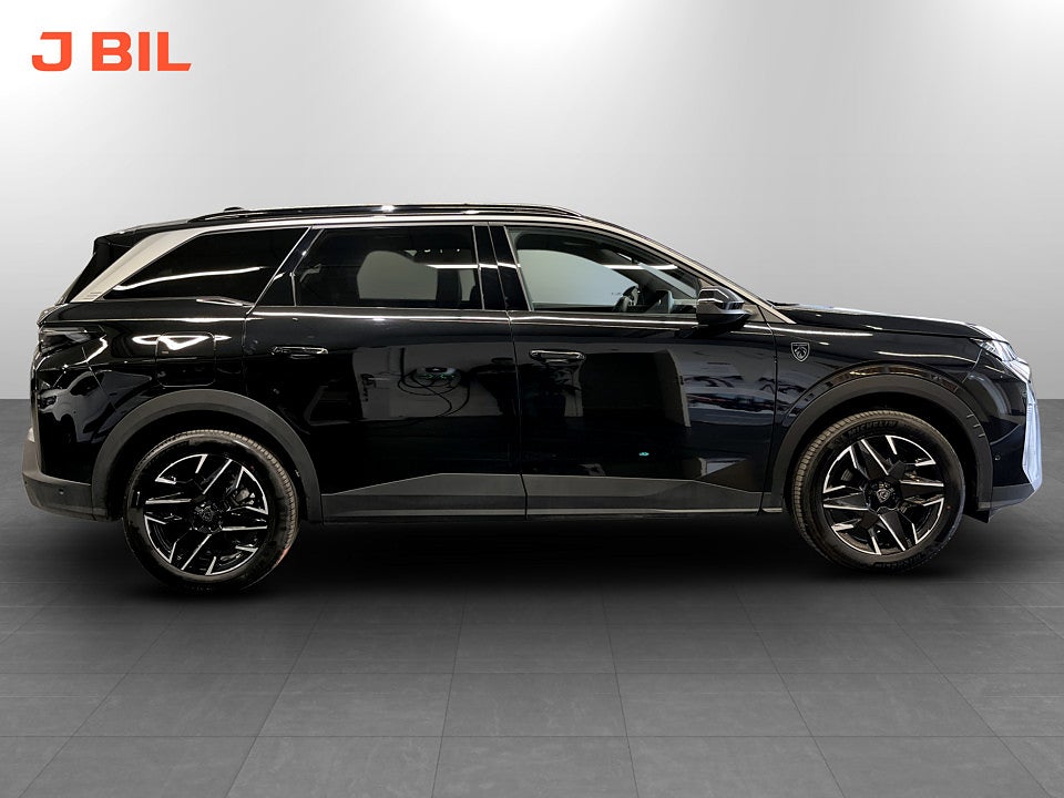 Bild på Peugeot 5008 GT Ultimate Hybrid 145hk Aut 7-SITS ELSTOL B-KAMERA