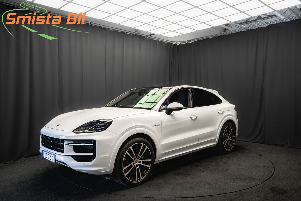 Porsche Cayenne E-Hybrid Coupé SP-DESIGN PANO 22'' LUFT BOSE DRAG MOMS