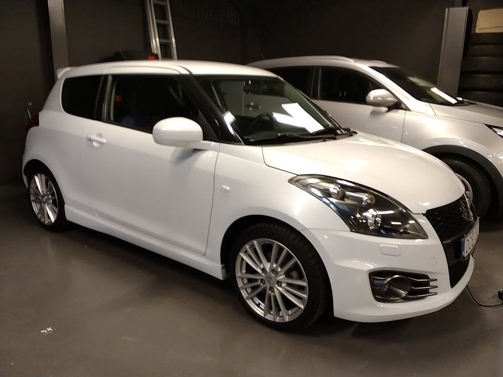 Suzuki Swift Sport 1.6 DOHC 16V VVT Sport Euro 5