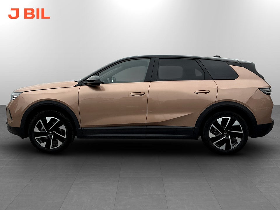 Bild på Opel Grandland X Ultimate Hybrid 145hk Aut B-KAMERA CARPLAY ELSTOL