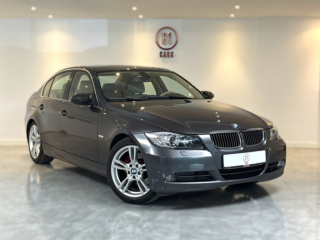 BMW 330 i SEDAN 258HK DYNAMIC AUTOMAT FULLSERVAD TOPPSKICK