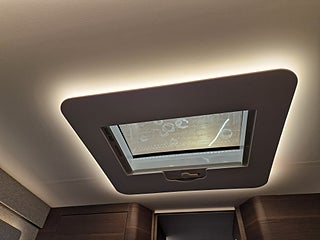 Husbil-integrerad Adria SUPER SONIC 890 LL 27 av 27