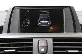 Halvkombi BMW 118I 18 av 23