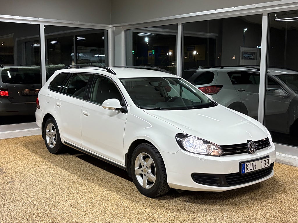 Volkswagen Golf Variant 1.6 TDI DPF BMT Masters 105 HK B-kamera Cruise