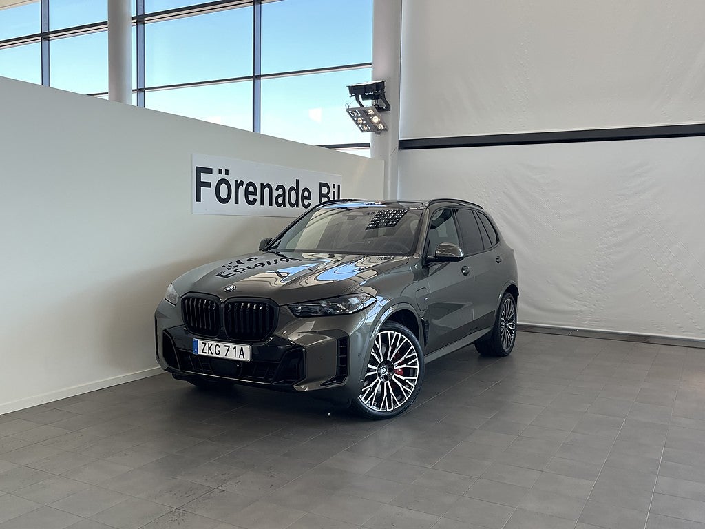 BMW X5 xDrive50e 2,95 ränta M Sport Pro 22" Drag H/K Panorama 