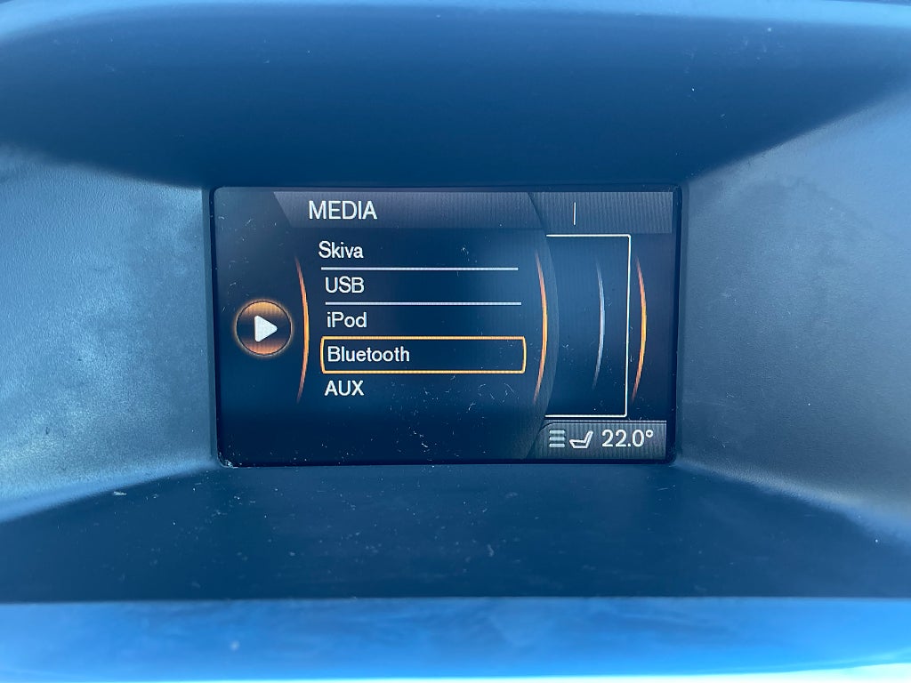 Volvo V60 DRIVe Momentum Dragkrok