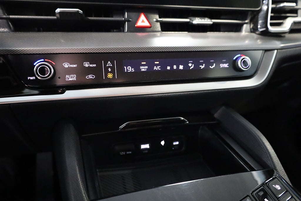Kia Sportage PHEV Advance 360° Navi CarPlay Rattvärme Keyless 2023