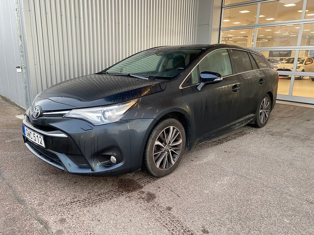 Toyota Avensis 1,8 TouringSport Active Plus / Drag / M-värm