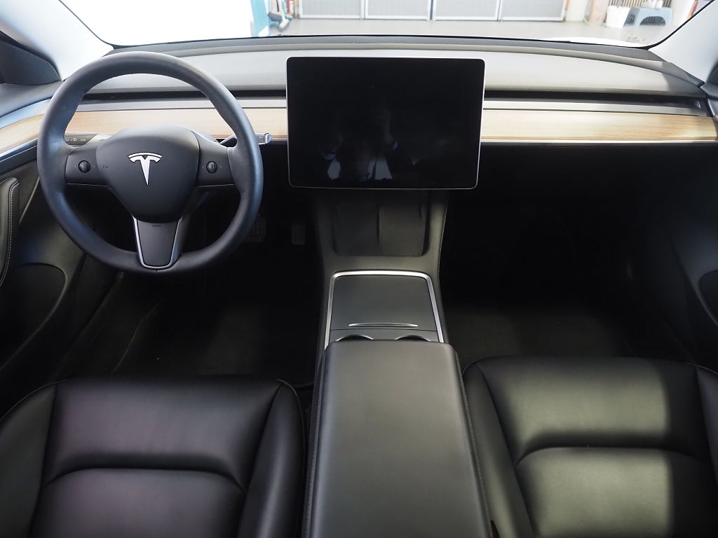 Tesla Model 3 Standard Range RWD 283hk Pano Navi Läder Moms 2023