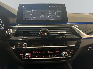 BMW 530e iPerformance Sport line S&V-hjul/Navi/Kamera/Pvärm