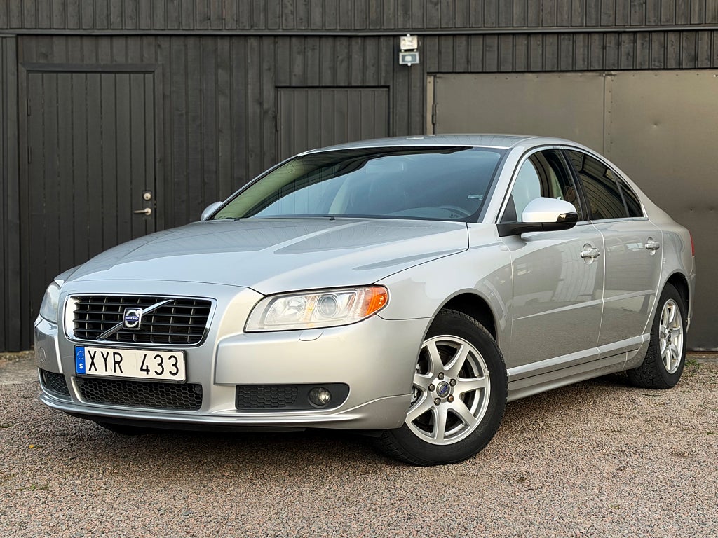 Volvo S80 2.5T Geartronic , Helskinn, lågmilare, Drag, Få ägare.