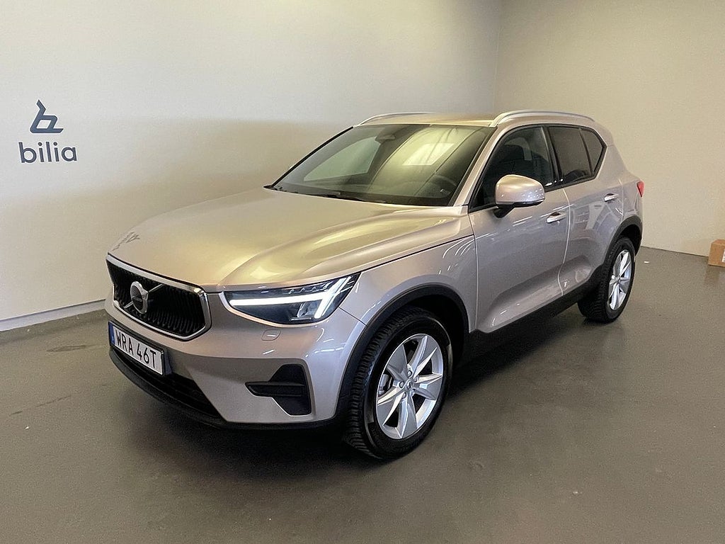 Volvo XC40 B4 FWD Bensin Core SE II / Navigation / Backka...