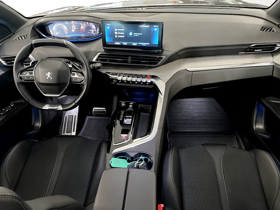 Bild på Peugeot 3008 GT 1.2 PT 130hk Aut B-KAMERA CARPLAY