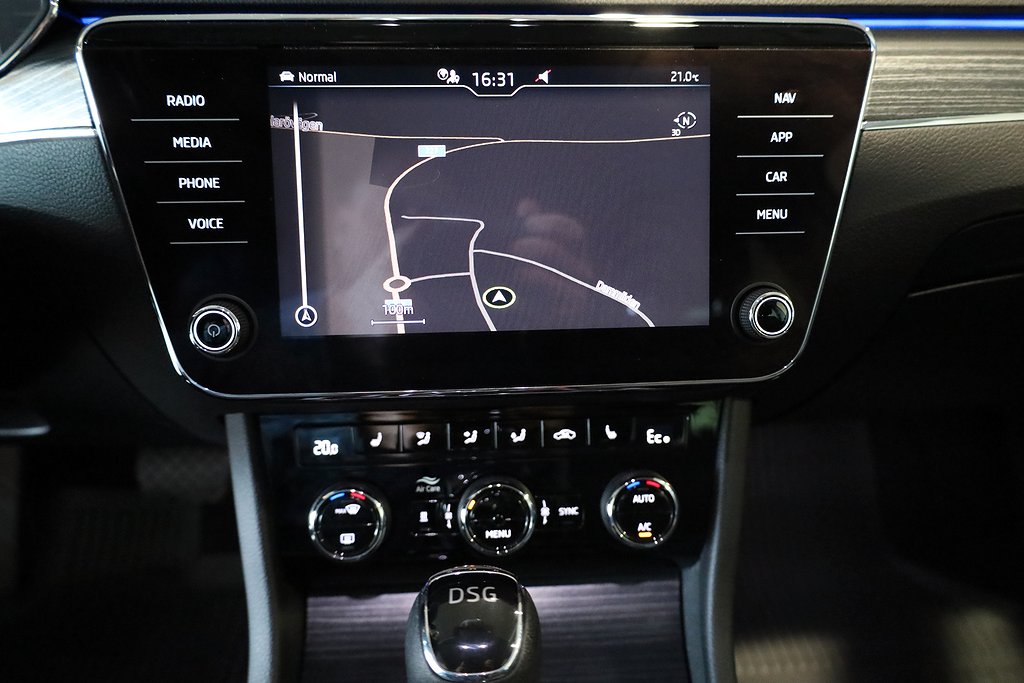 Skoda Superb iV Kombi 1,4 Plug-in Hybrid Style Navi Drag 2022