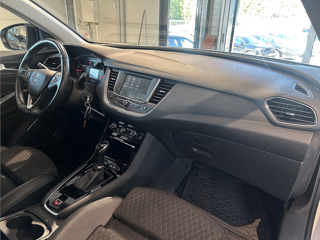 Bild på Opel Grandland X Design Line 1.2 Turbo 130hk Aut - DRAG, B-KAMERA