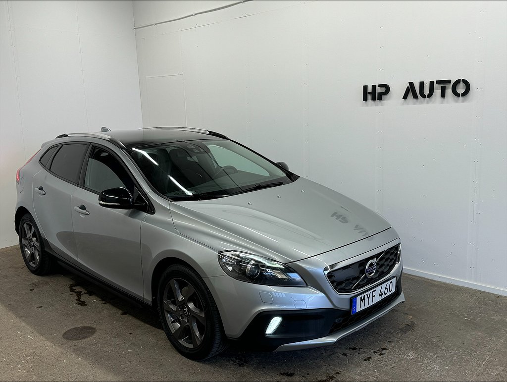 Volvo V40 Cross Country D2 Momentum Pano Drag H/K Navi VOC