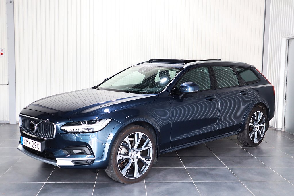 Volvo V90 Cross Country B5 AWD Bowers R Pano 360° HUD 235hk