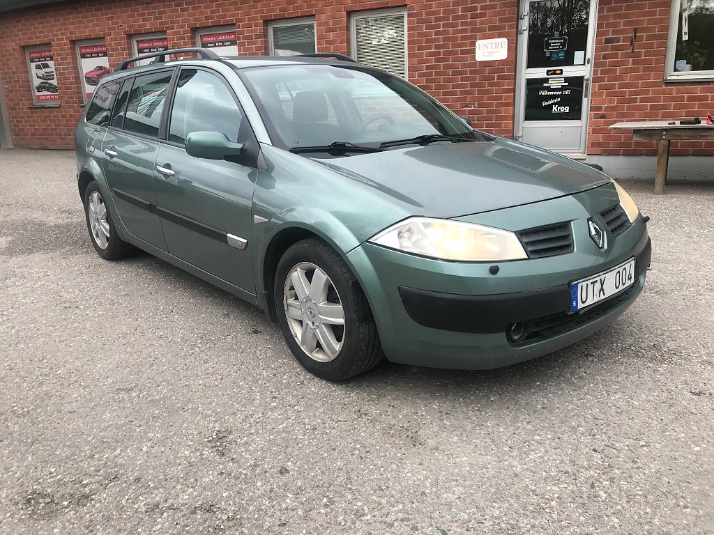 Renault Mégane Automat Grandtour 1.6 obesiktad