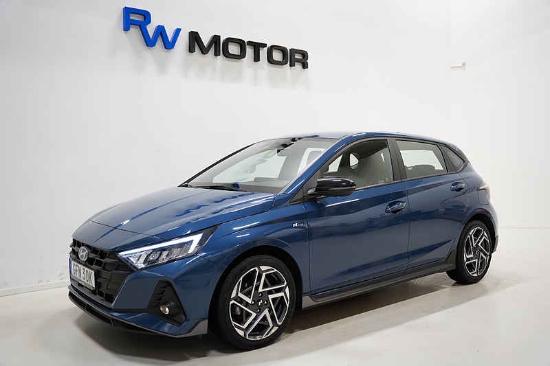 Halvkombi Hyundai i20 1 av 21