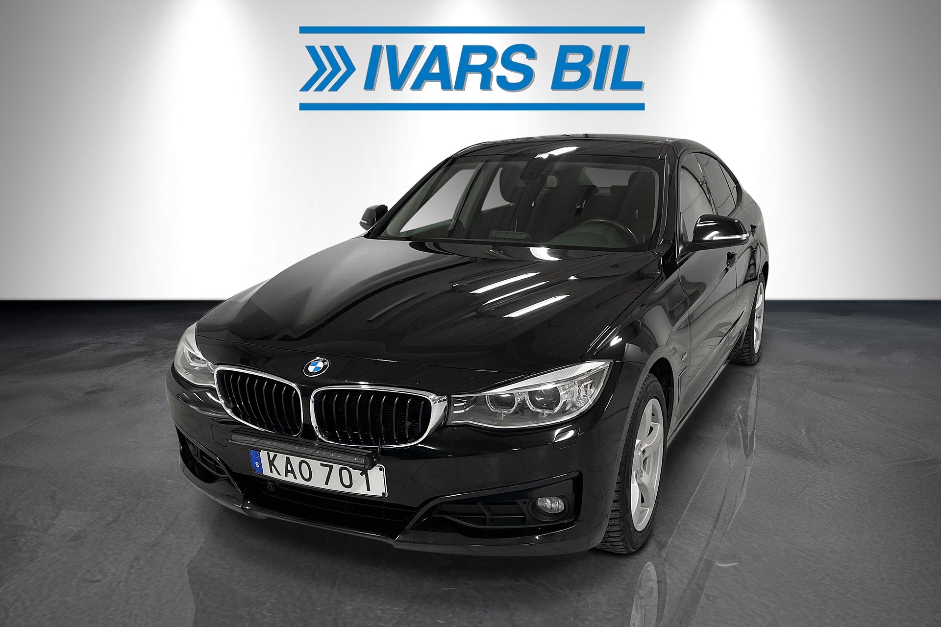 BMW 320 2018, bild 2/10