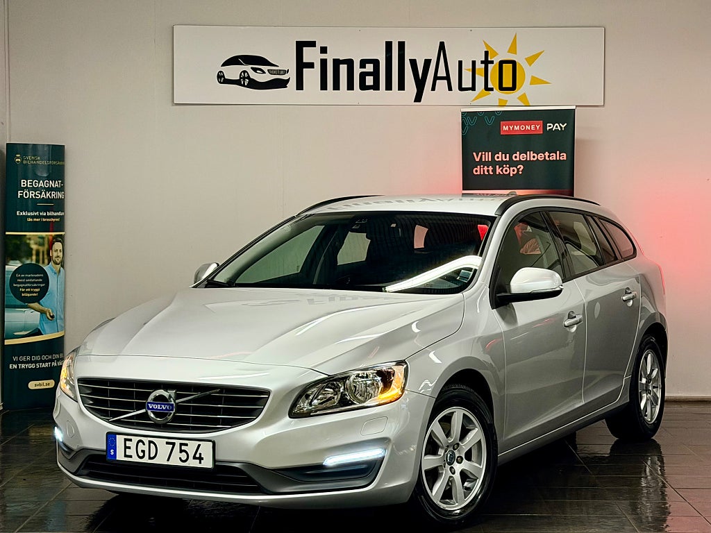 Volvo V60 T3 / 1-Privat ägare/ Drag / Ny-Besiktad 