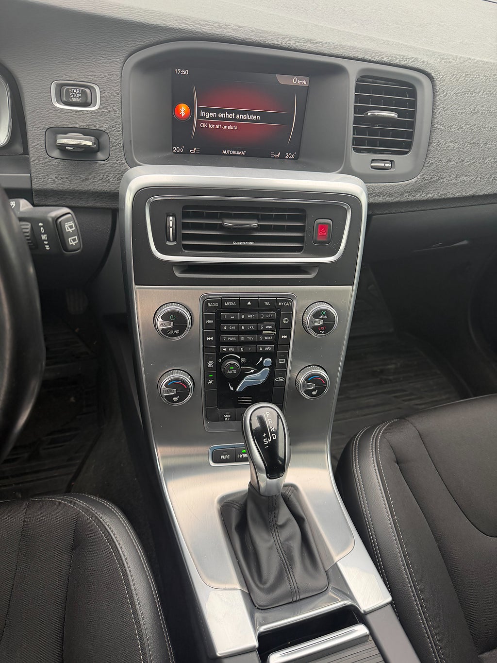 Volvo V60 D5 Plug-in Hybrid AWD Business Adv Drag Voc Blis