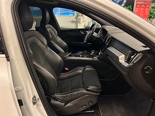 Volvo XC60 D4 AWD R-Design  S&V-däck/Drag/kamera/D-värm/