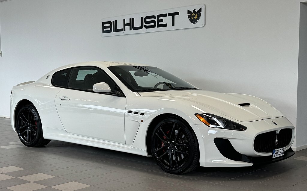 Maserati GranTurismo MC STRADALE Sport MC-Shift 460Hk