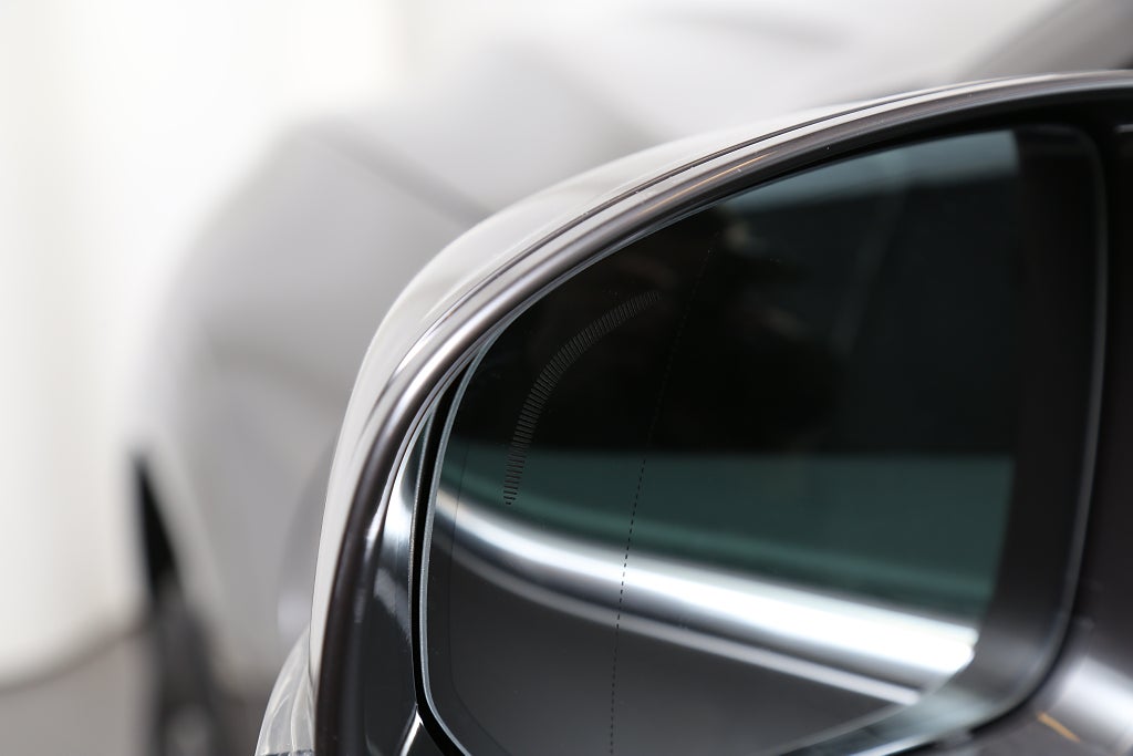 Volvo XC60 Recharge T6 350hk AWD Core Edition Drag Pano Leasbar 2023