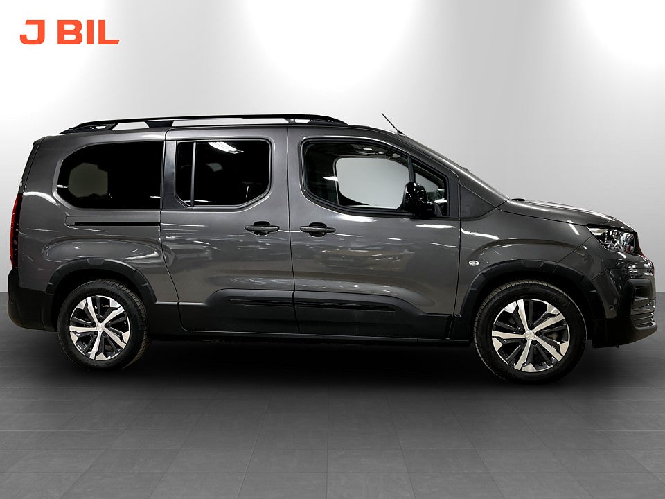 Bild på Peugeot Rifter GT 50kWh 136hk Aut L2 7-SITS 360