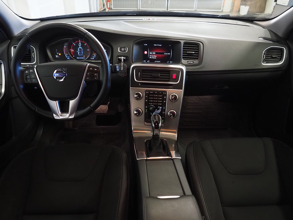 Volvo V60 D4 190hk Geartronic Momentum Business P-Sensorer D-Värm